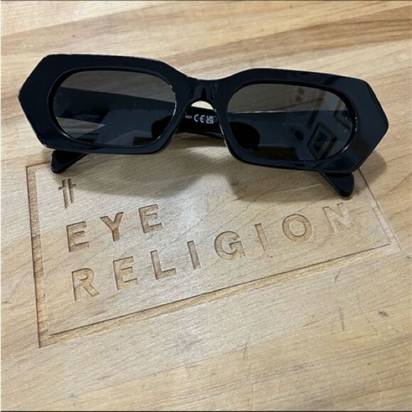 Celine 40243I Black Geometric Sunglasses - Picture 1 of 2